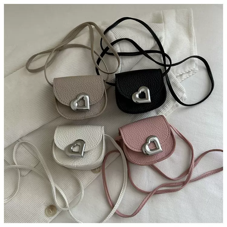 秋季2025新款时尚休闲斜挎包潮流个性可爱单肩包日常百搭小方包包