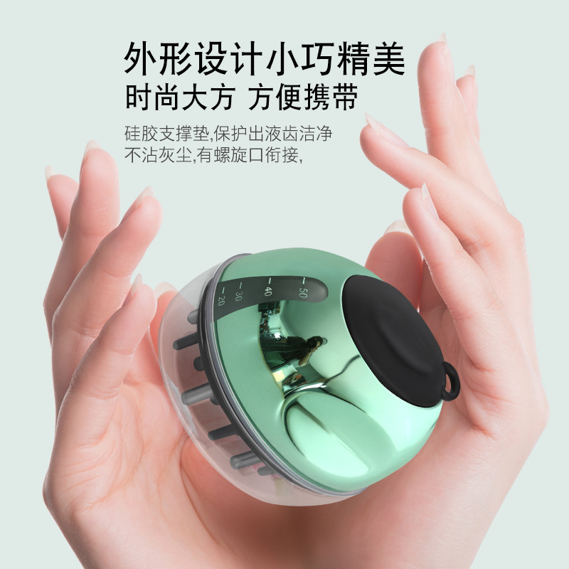 新製品の導液櫛の頭の皮に薬を入れます。ミニマッサージ櫛のミノに薬を入れます。|undefined