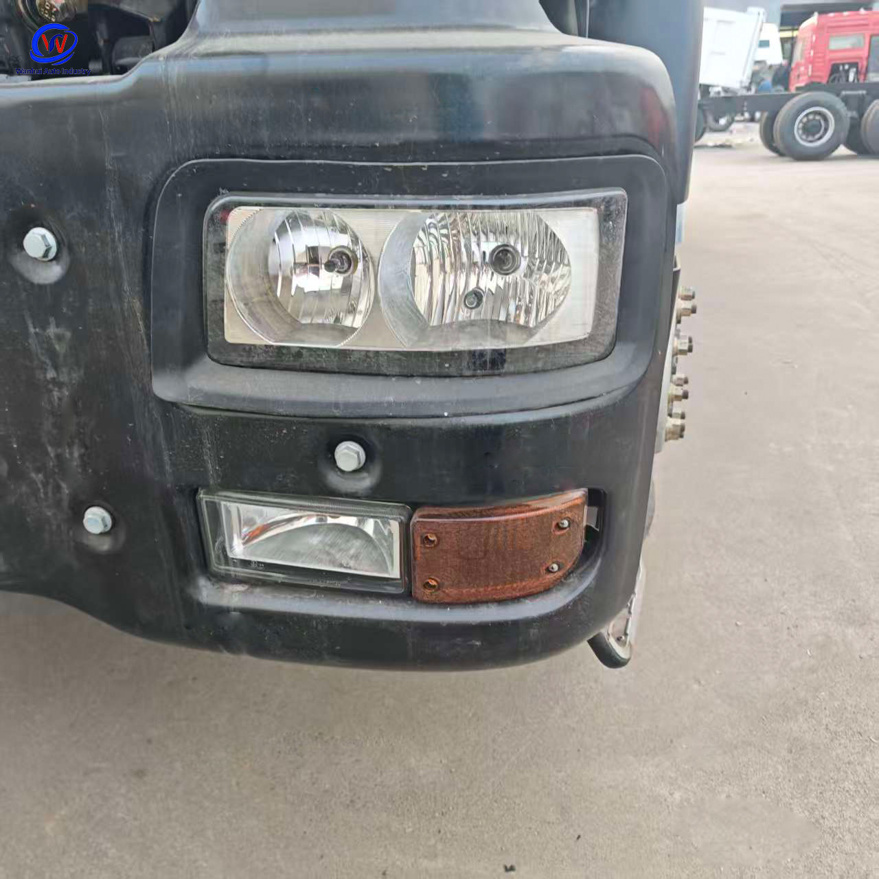 Heavy-duty 6x4 dump truck, engineering dump truck, eight-wheeled dump truck for transporting gravel and soil, sand and gravel transport