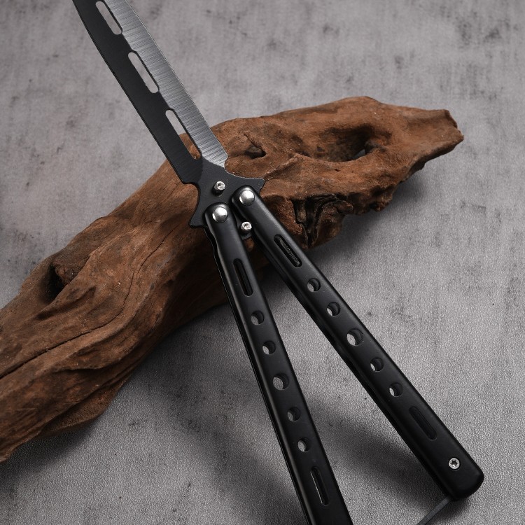 蝴蝶刀csgo折叠刀未开刃练习防身甩手玩具刀全钢花式训练糊蝶刀猫