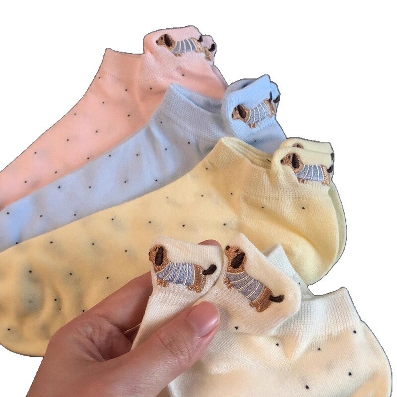 夏の女性のショートソックスダックスフント犬刺繍多用途春と夏の女の子薄い浅い口の靴下メッシュ通気性|undefined