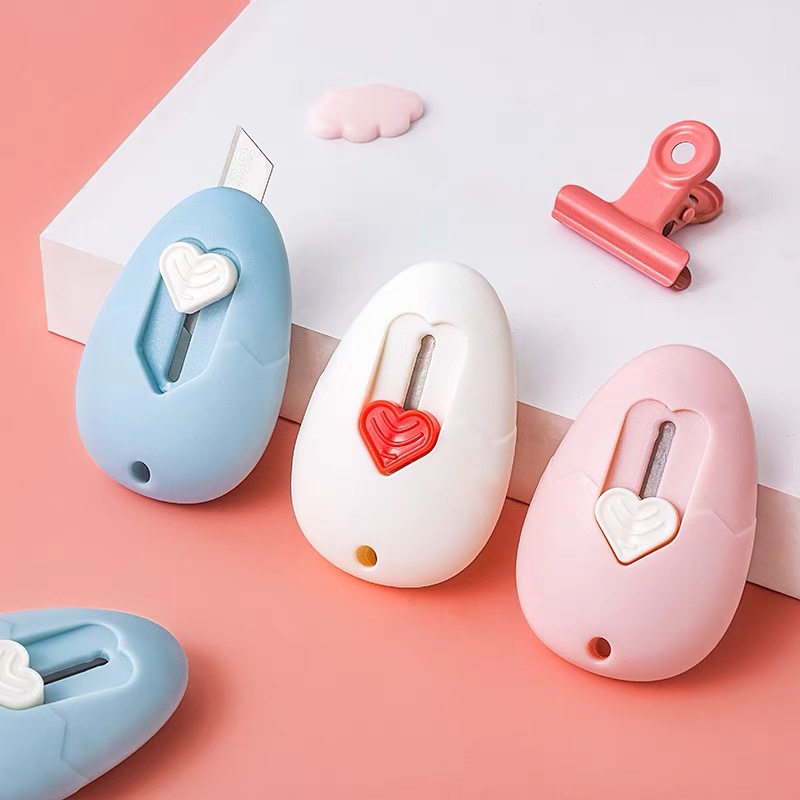 美工刀小号卡通裁纸刀拆快递小刀开箱器学生用便携手工刀创意裁剪