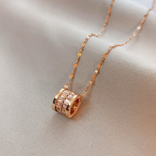 ���Ҹ߼��д��U������Ůõ�������Ů���|С���p���Ʒ�䵭�L