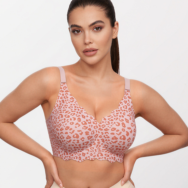 Leopard Print Cross-Border Bra, Plus-Size Women's Underwear, Jelly Gel Thin Style, Seamless, Wireless, Export Bra, Amazon Hot Seller Leopard Print Cross-Border Bra, Plus-Size Women's Underwear, Jelly Gel Thin Style, Seamless, Wireless, Export Bra, Amazon Hot Seller