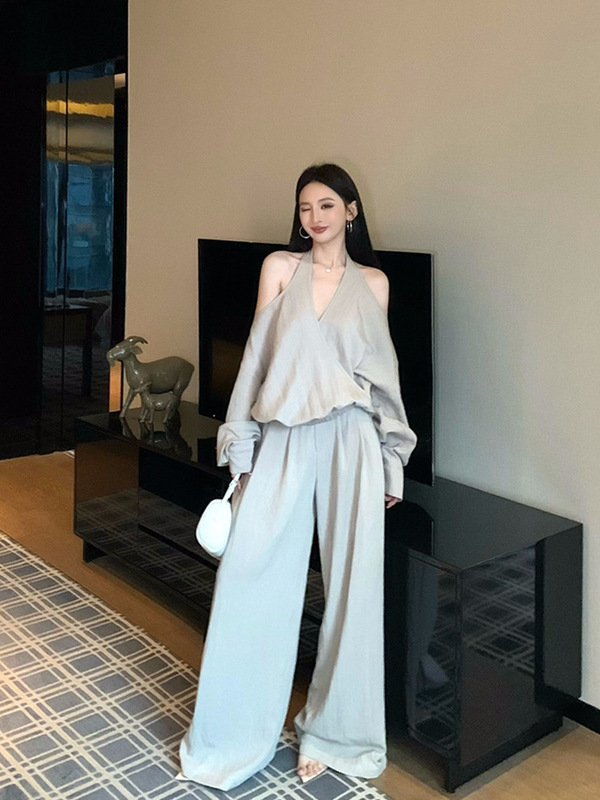 套装女秋款复古设计感气质辣妹宽松收腰长袖露肩上衣宽松直筒长裤|undefined
