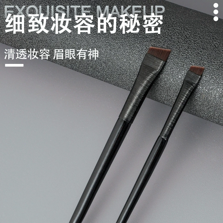 Eye pencil, brush, contouring
