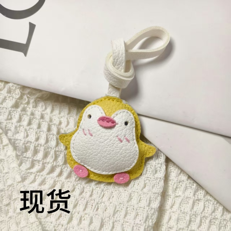 DIY饰品跨境包包挂饰配件 PU皮革充棉创意卡通企鹅钥匙扣包包挂件|undefined