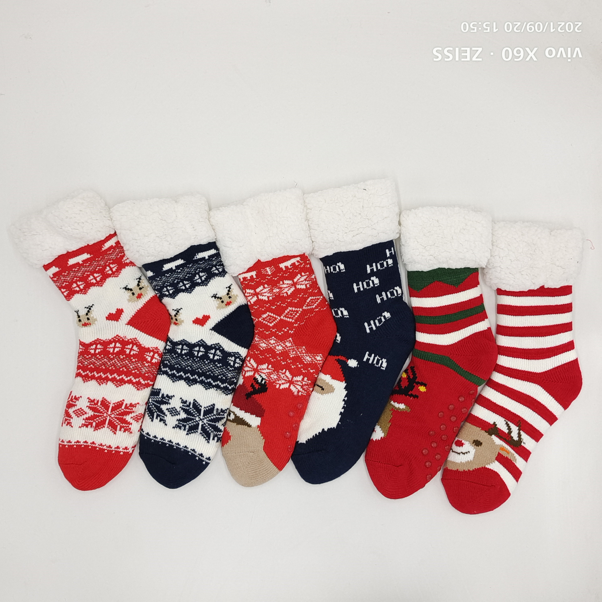 무작위 사용자 정의 어린이 크리스마스 자카드 바닥 양말