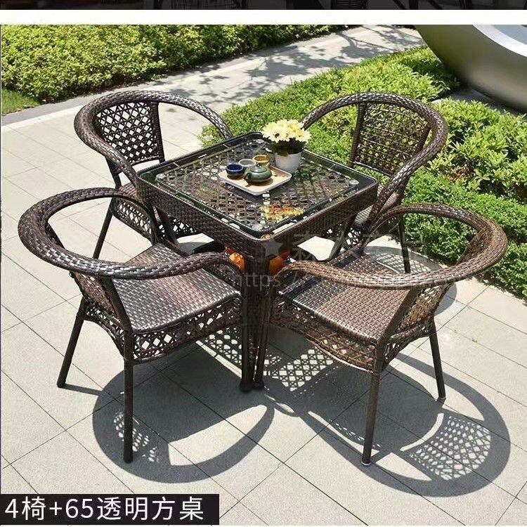 籐テーブルと椅子の3点セット、バルコニーティーテーブルと椅子、カジュアルな屋外中庭、高齢者用背もたれ籐椅子、コーヒーテーブルの組み合わせ|undefined