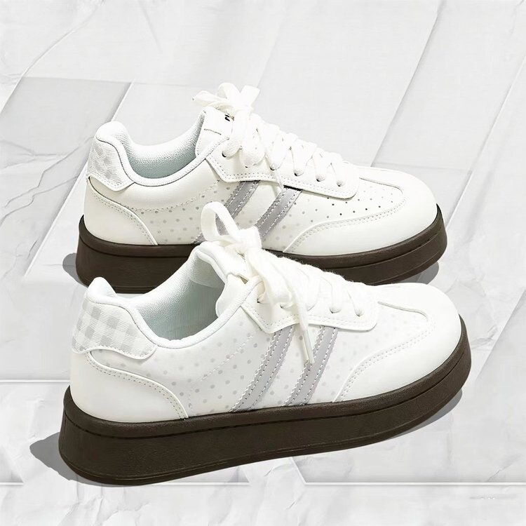 Retro German-style training shoes 2026 spring and autumn new women's white sneakers versatile sports leather casual shoes for girls
