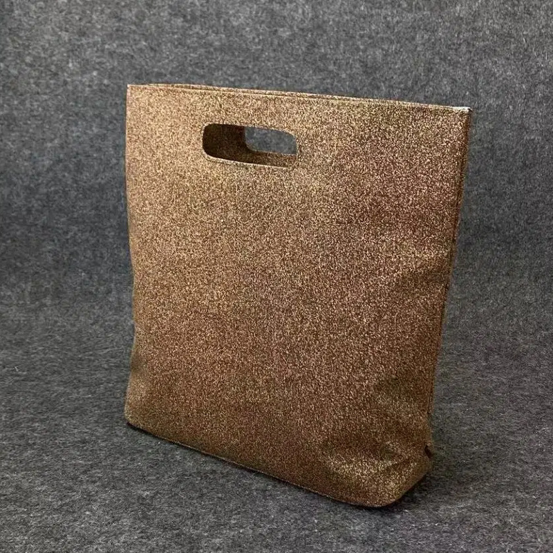 ���Ҷ�����ľ����������״�Ů��ʱ��ͨ�ڰ�����ˮ���໷����ľ��