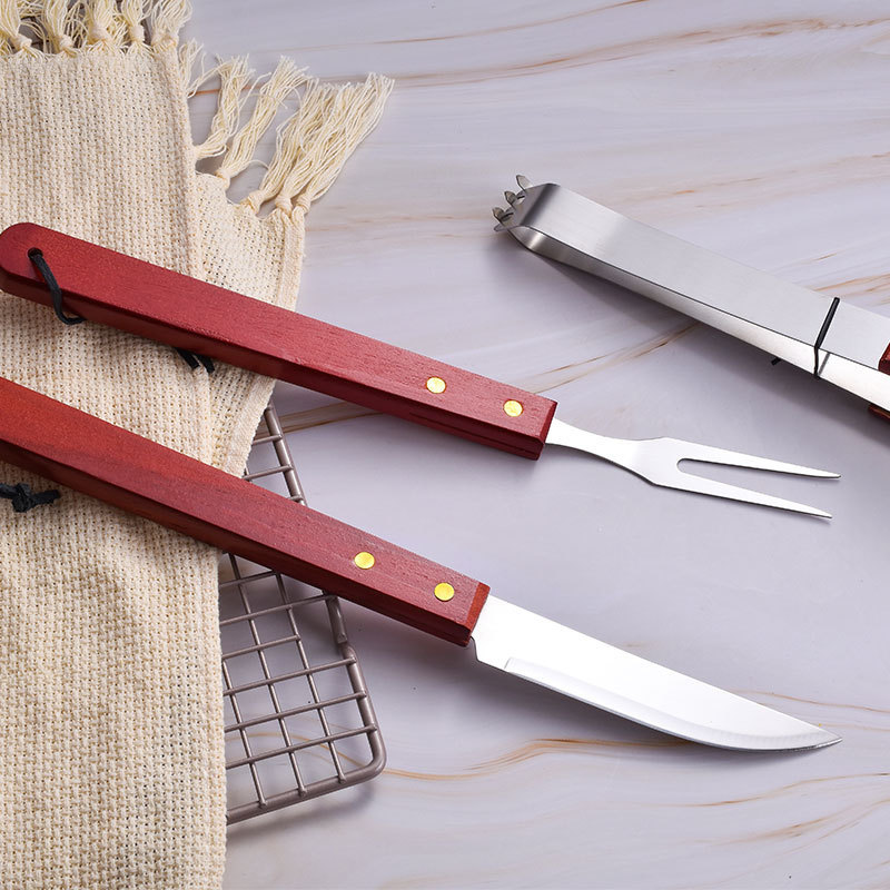 Mango de madera de acero inoxidable en stock para parrilla de tres piezas con tarjeta de aspiración para parrilla de horquilla