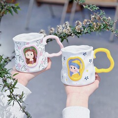 セラミックマグカップスプーン付き家庭用オフィス誕生日プレゼントカップ女子学生高颜値お土産カップコーヒーカップ