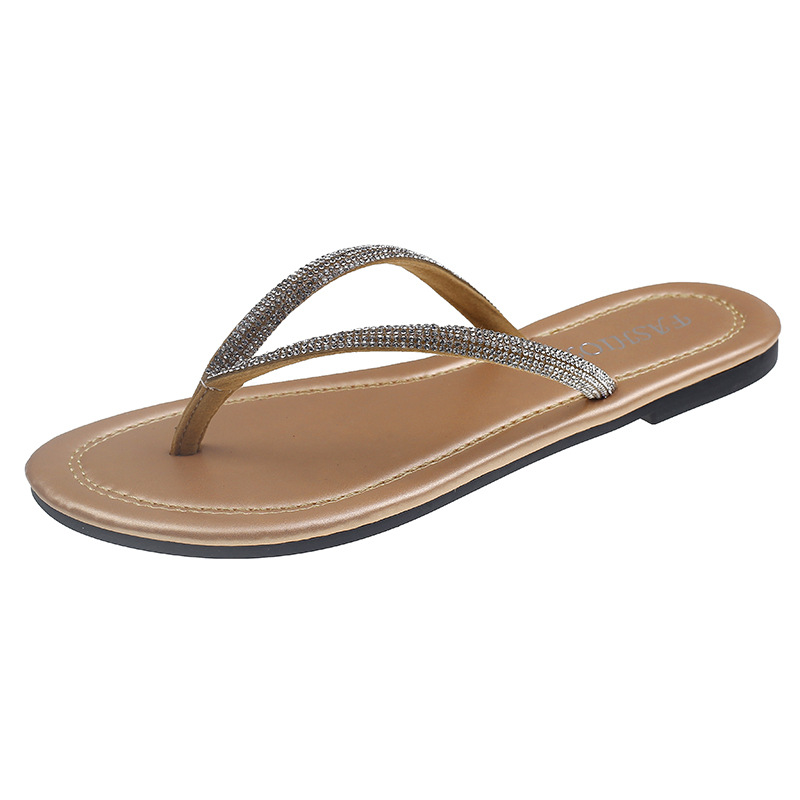 Zapatillas de flip flops para mujeres 2025 verano nuevo estilo de agua talón bajo ropa exterior de moda tamaño 41 - 43 zapatillas