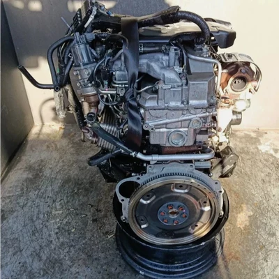 TRITON L200 MN Engine assembly