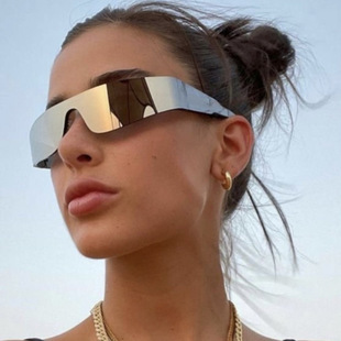 Frameless sunglasses futuristic 2022 new women's punk sports sunglasses one-piece fashion sunglasses trend