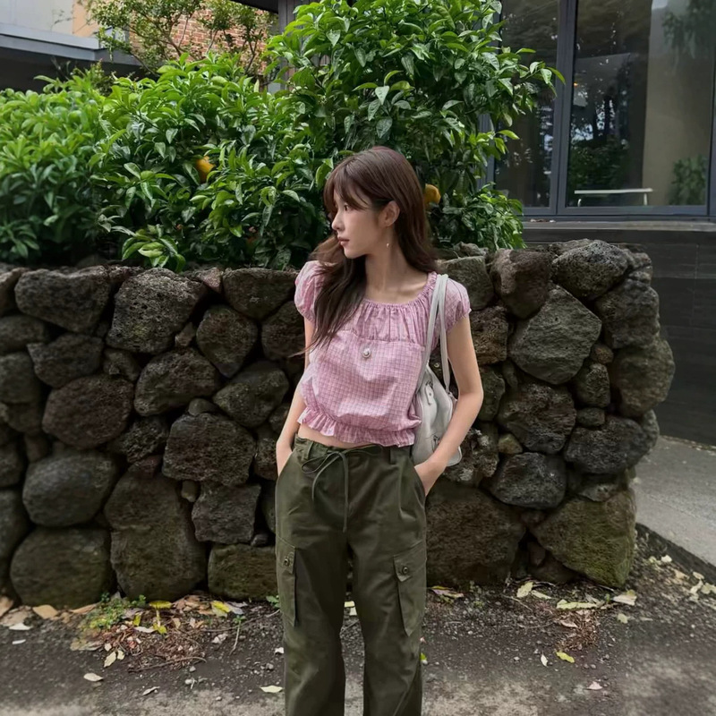 Now Available: Korean Designer Mi*L's Waist-Cinching Ruffle Short-Sleeve Shirt, Korean-Style Women's Retro Plaid Versatile Top