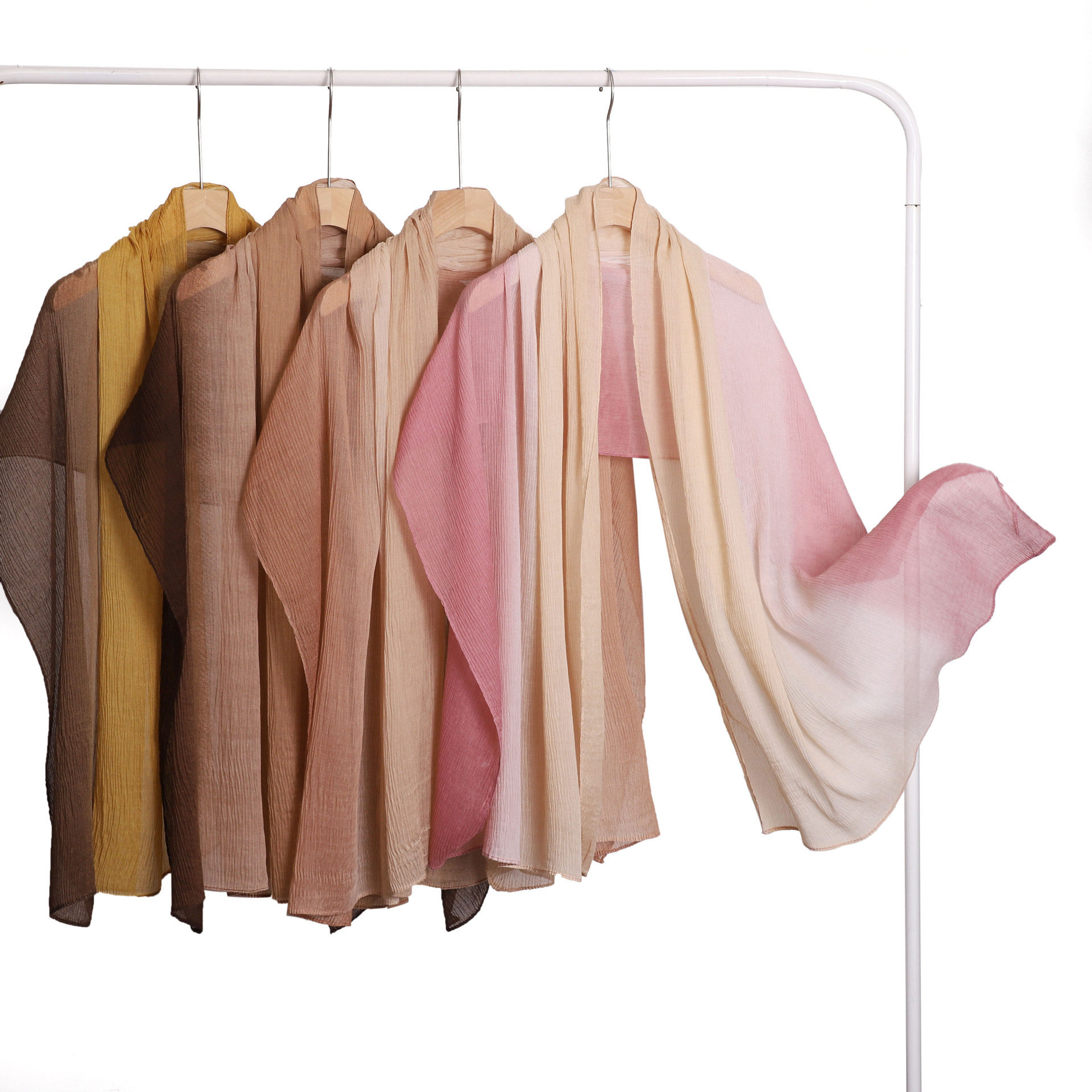 Spring and Summer Korean and Japanese Original Gradient Color Wrinkled Cotton and Linen Long Scarf Cotton and Linen Pleated Scarf Travel Sun Protection Photo Shawl for Women