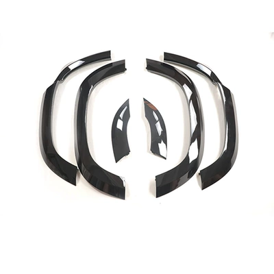 Suitable for 20-23 Land Rover: Wheel eyebrow
