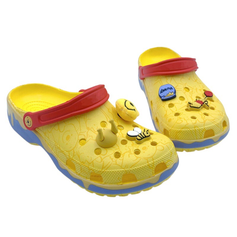 Crocs Cartoon Winnie the Pooh Collaboration Model Unisex Parent-Child Beach Shoes Crocs Parent-Child Clogs