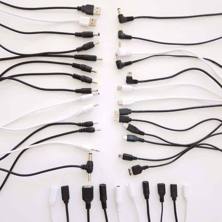 USB‑кабель, дата‑кабель. Шнур питания (DC): 5.5, 4.8, 4.0, 3.5 мм; Type‑C; micro; 2.5