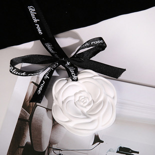 Camellia Wardrobe Aromatherapy Wardrobe Gypsum Fragrance Piece Home Pendant Fragrance Room Incense Girl Car Fragrance Hanging