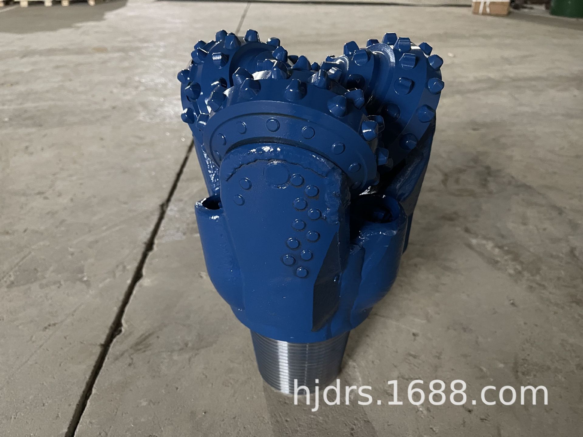 190.5mm 耐磨钨合金钻井设备胶圈镶齿三牙轮镶尺钻头硬地层专用i
