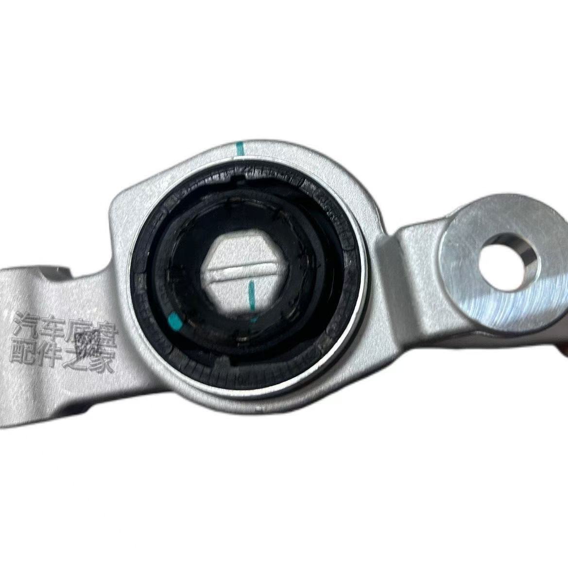 Suitable for the 2024 Model of Li Auto New Energy Vehicles, the Lower Suspension Triangle Arm Sz-0244