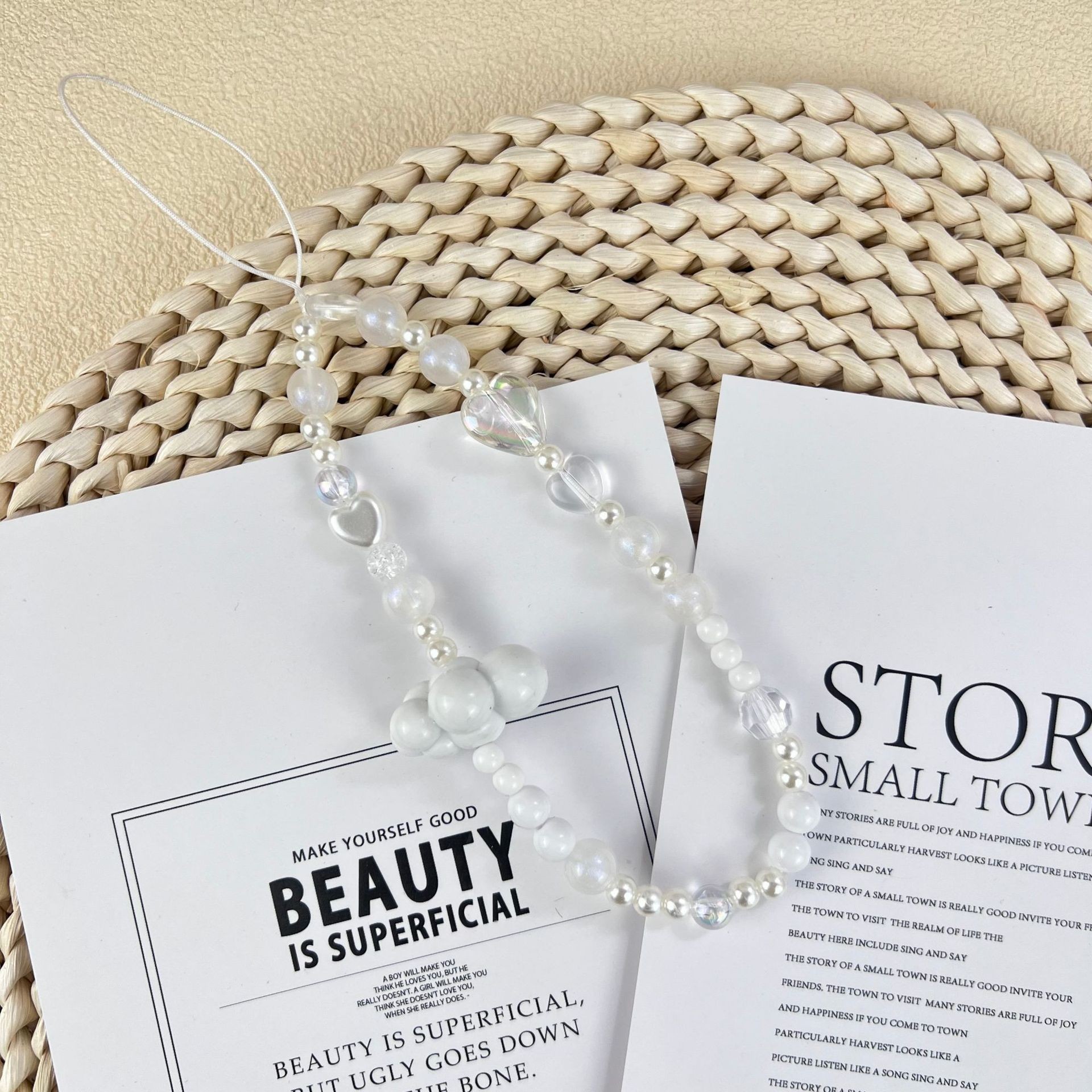 Nueva flor azul CADENA DE TELÉFONO MÓVIL colgante corto nicho ins Cadena de teléfono móvil cuerda femenina cara sonriente pulsera amor