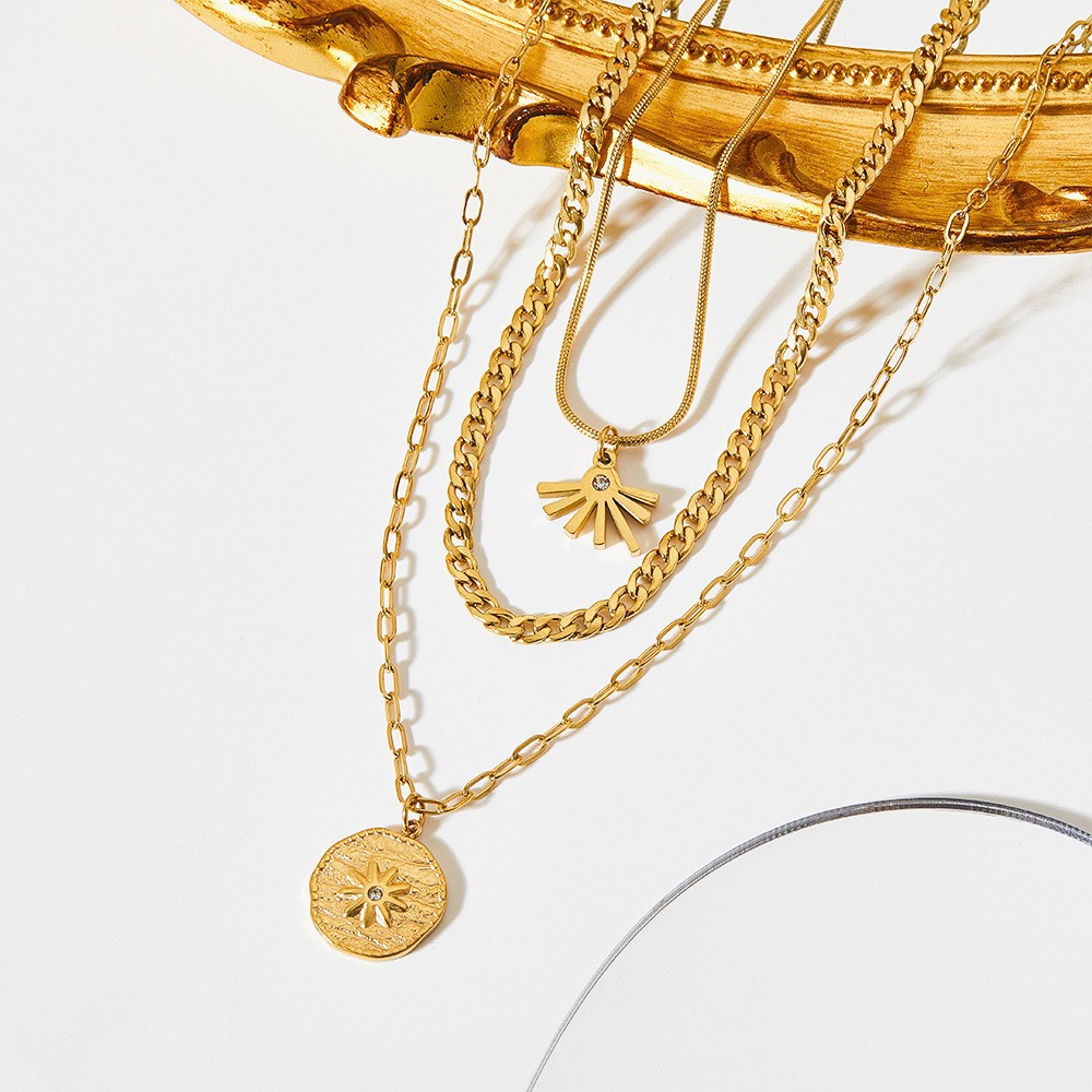 26g Weight 0.03µm-0.05µm Gold Plating Thickness PVD Coated Gold Plating Process Fashion Flower Stainless Steel Titanium Steel Plating Inlay Zircon Layered Necklaces 1 Piece