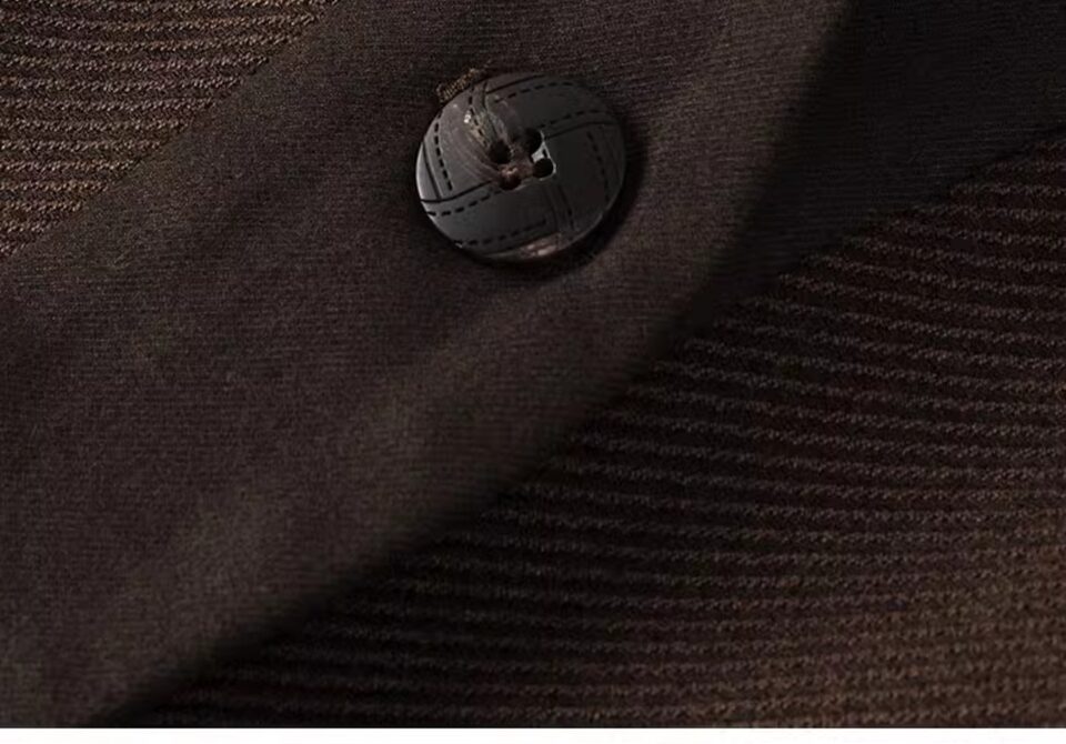 Áo vest nữ cổ V tay dài dáng suông một hàng nút phong cách thanh lịch — Váy Midi Breeveca, Váy màu xanh hải quân, Váy màu xám khói, Váy màu đỏ tía chi tiết 32