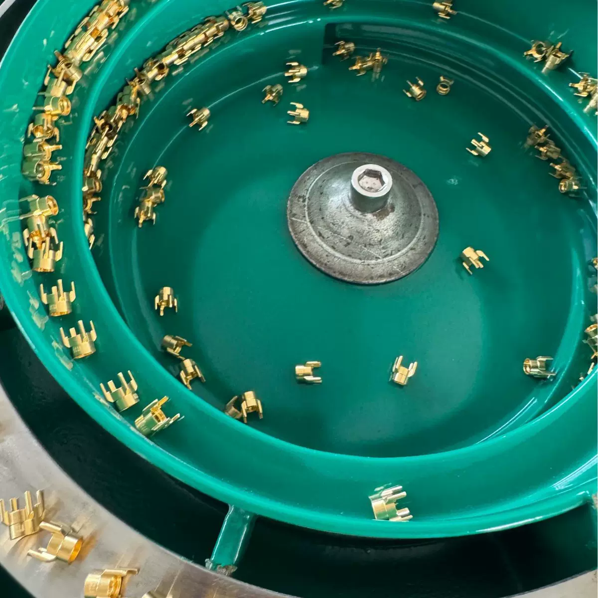 收纳盒产品振动盘 自动送料振动盘自动化设备机械自动组装机 厂家