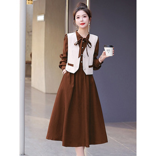 �F؛���bŮ���＾�¿�Ů�b�r�К��|�R���B��ȹ�ɼ���HM5176