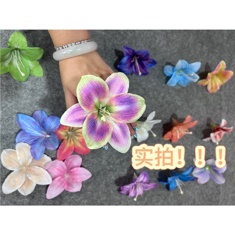 Simulación Hemerocallis lirio flor accesorios de bricolaje flores de seda accesorios de tiro con cabeza de flor flor de celebración de boda pieza hecha a mano de una sola cabeza