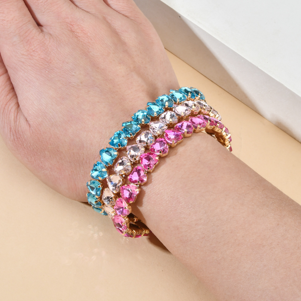 Bracelets Classification Shiny Heart Shape Copper Inlay Zircon Bracelets