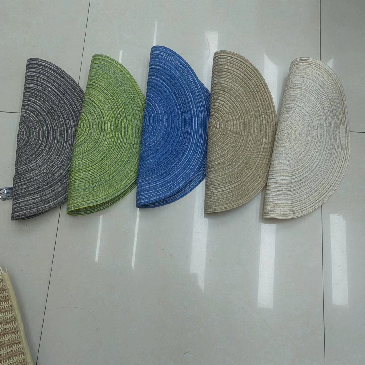 Round Cotton-Yarn Placemat, Nordic Woven Non-Slip Insulation Pad, Sizes 11 cm & 38 cm
