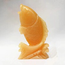 米黄玉鱼摆件玉石鲤鱼跳龙门年年有鱼送礼摆件客厅酒柜工艺品摆饰