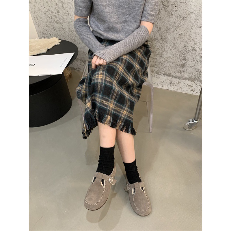 기모 둥근 발가락 보켄 신발 여성용 슬립 온 신발 게으른 가죽 모피 신발 여성용 아웃웨어 슬리퍼