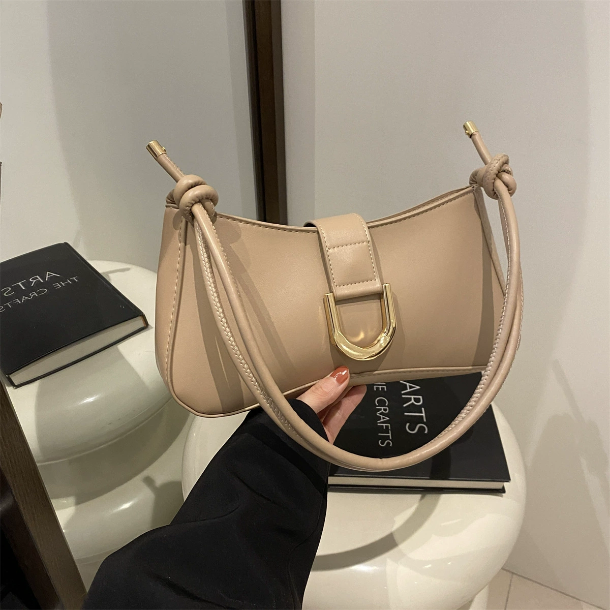 Модный качественный весной портфель подмышки, трендовая сумка-черепаха через плечо, тренд сезона, французский стиль