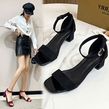 �ָ���ЬŮ2026�ļ��¿�ָ��q��һ�ֿەr�и߸���Ь