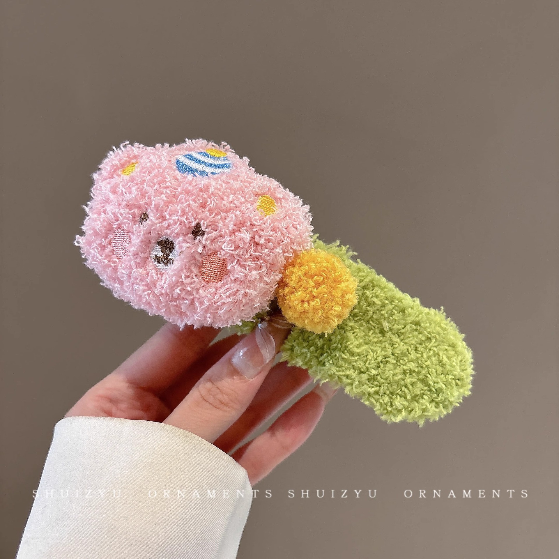 Pinzas para el pelo con forma de moño de felpa para otoño e invierno para mujer, pinzas versátiles tipo pico de pato para cabello grueso, lindas horquillas con forma de oso, accesorios para el cabello.