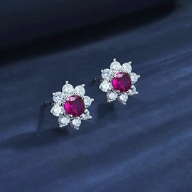 戒指;项链;耳环