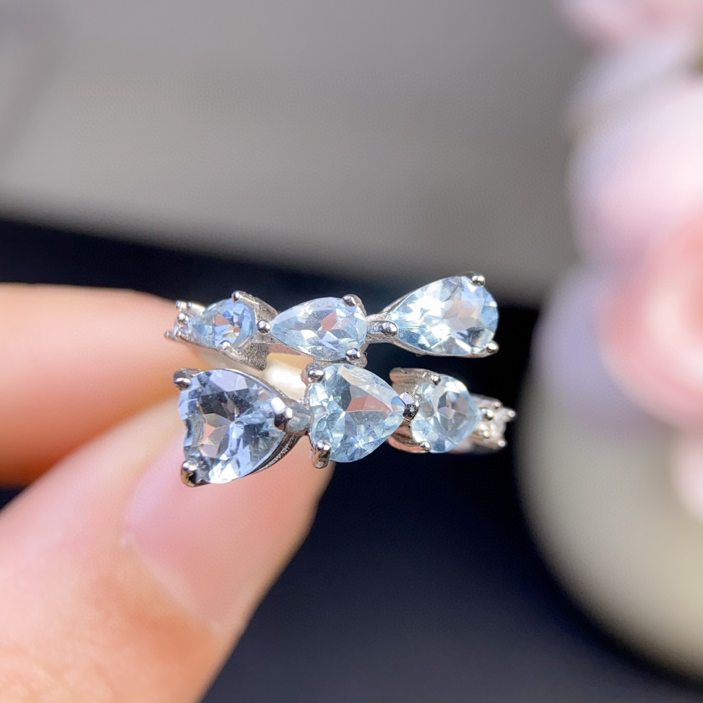 Organic sapphire ring