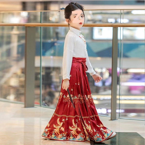Burgundy long-sleeve, necklace, Chinese hairpin