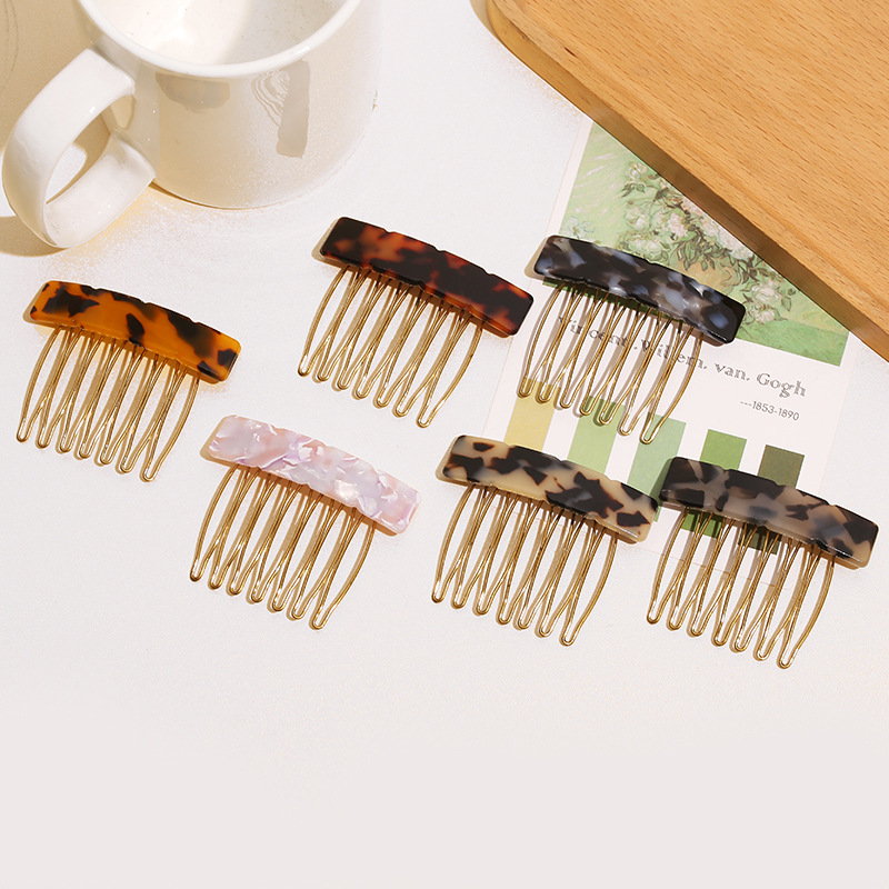 Elegant Simple Crystal Small Seven-tooth Broken Hair Comb Korean Version Hair Comb Rhinestone Simple Non-slip Bangs Comb