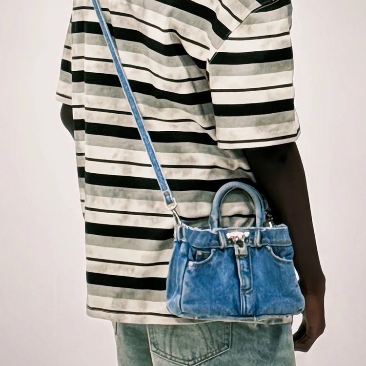 Internet celebrity's same style denim fashionable and casual versatile handbag, personalized commuting shoulder_voghion.com