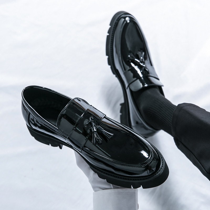 2025 primavera nueva zapatos de cuero de cabeza grande, cuero de imprimación gruesa brillante, bordas casuales, zapatos Lefour para hombres, peinados, zapatos de moda image 3