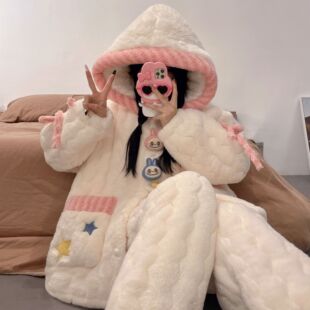 ˯��Ů���ӊA���ﶬ���Ӻ�ӽqɺ���q��ͨ��ů������Ů�Ҿӷ����b