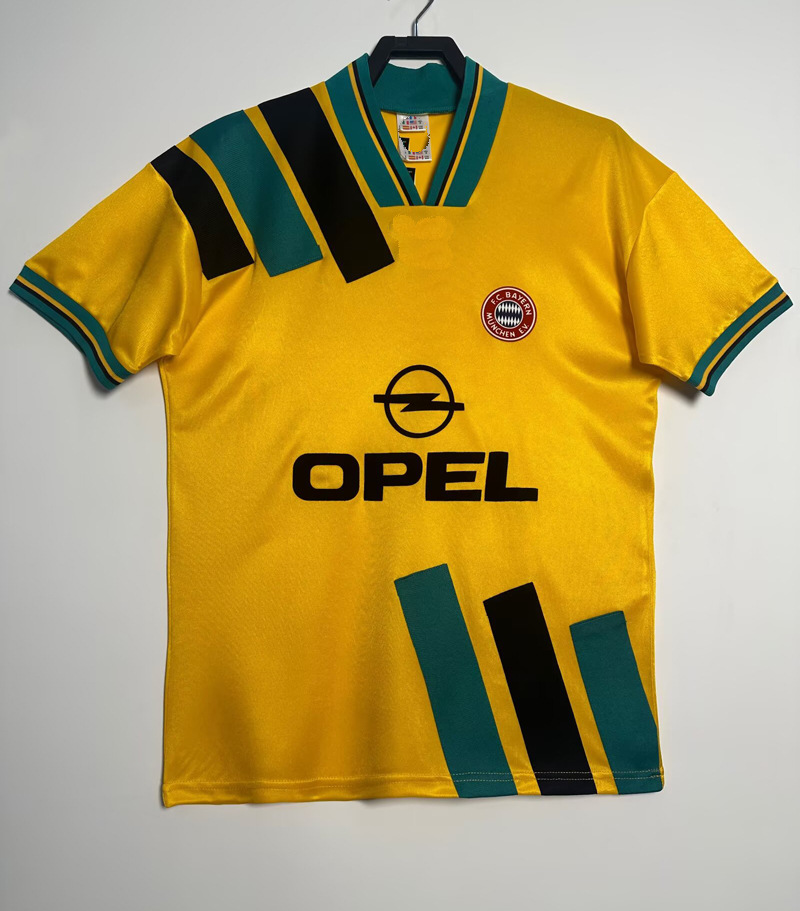 1993-95 Bayern fuera de casa
