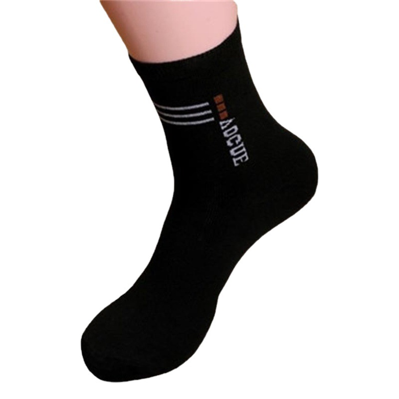 Calcetines casuales de algodón para hombres de otoño e invierno de media pantorrilla color a juego poliéster algodón absorbente de sudor negocio Old Man calcetines entrega de una pieza